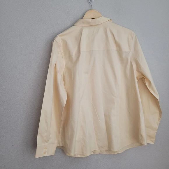 Chico's Women's Button Top Large Yellow 100% Cotton Solid Long Sleeves Collared - Picture 2 of 8